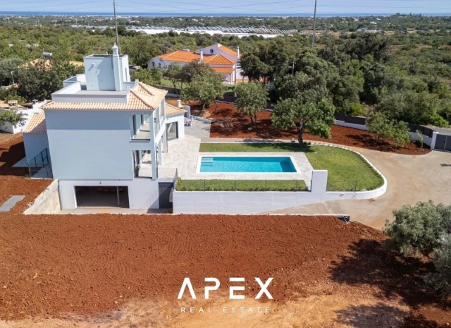 Large brand new Long Term Rental Four Bedroom Villa on a 8200m2 plot