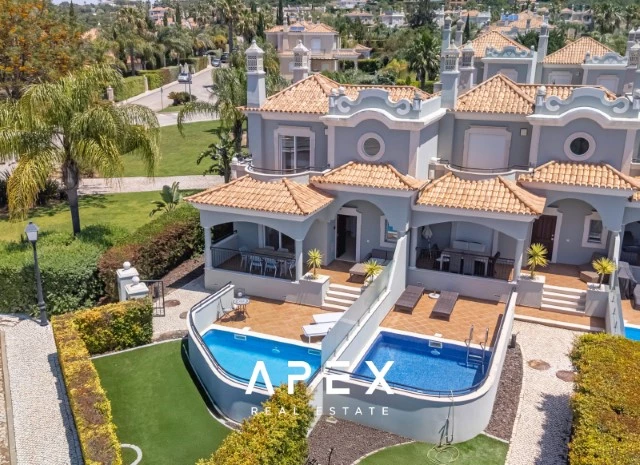 4 Bedroom Townhouse Ocean View | End of Terrace Townhouse