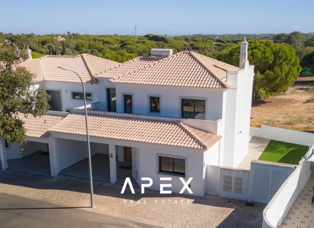 Four Bedroom Condominium end terrace villa