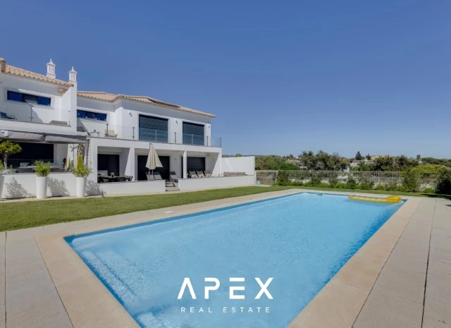 Four Bedroom Condominium end terrace villa