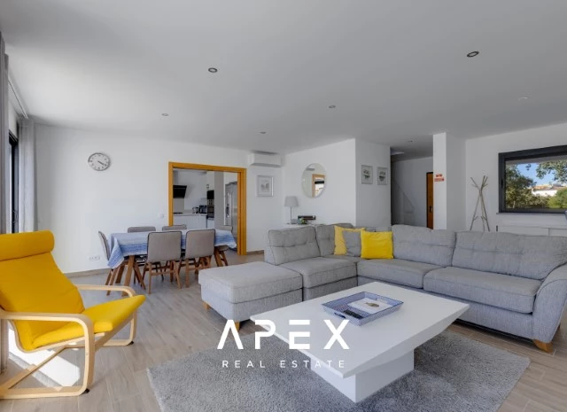 Four Bedroom Condominium end terrace villa