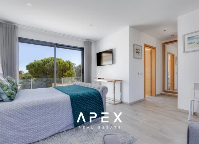 Four Bedroom Condominium end terrace villa
