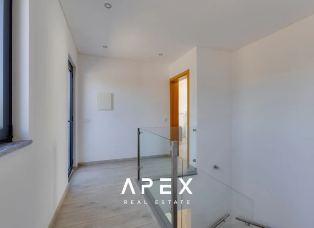 Four Bedroom Condominium end terrace villa