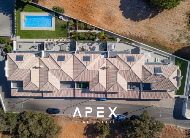 Four Bedroom Condominium end terrace villa