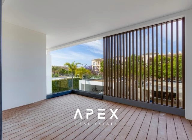 Experience the Height of Luxury with our Modern Smart Home 4 Bedroom, 4 Bathroom Villa in Vilamoura