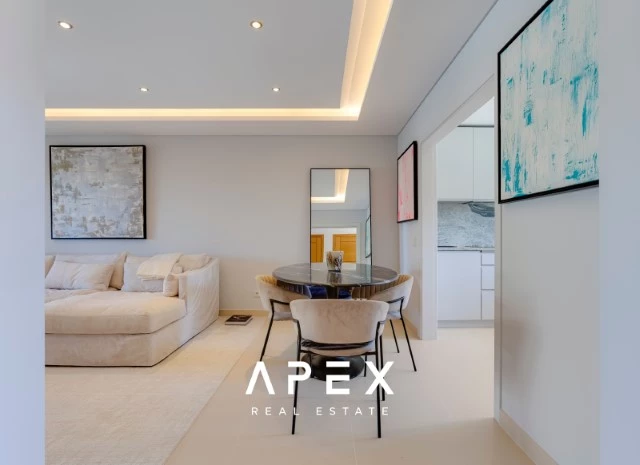 Four Bedroom Townhouse Crest