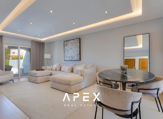 Four Bedroom Townhouse Crest