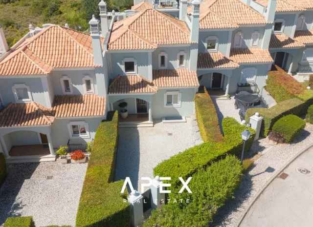 Four Bedroom Townhouse Crest