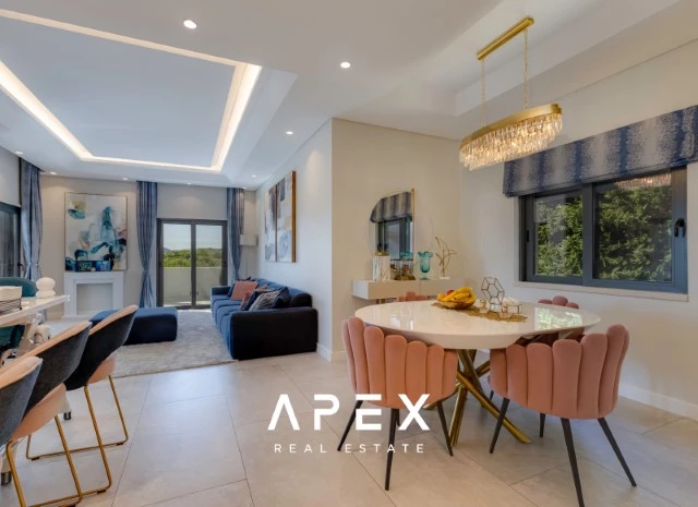 Luxurious Five-Bedroom Villa with Stunning Sea View