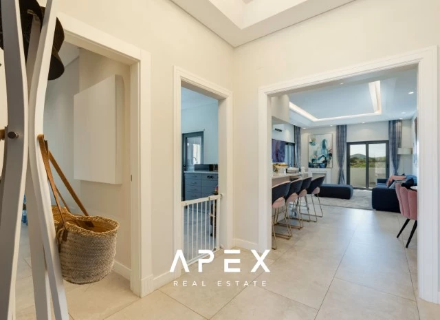 Luxurious Five-Bedroom Villa with Stunning Sea View