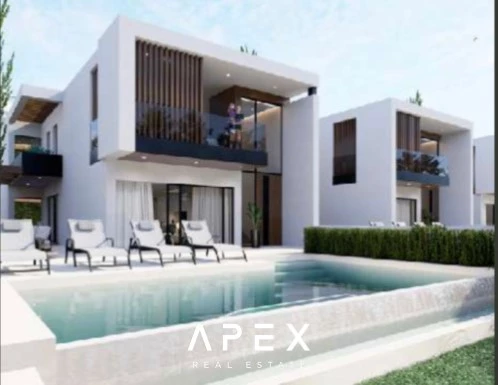 Luxurious Five-Bedroom Villa with Stunning Sea View