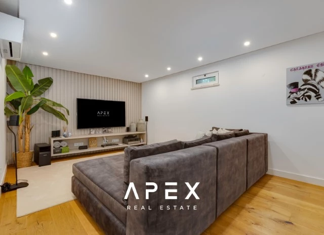 Exclusive 3 Bedroom Villa Boasting Breathtaking Ocean Views