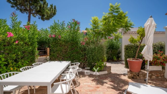 Beach 3 Bedroom Townhouse in Vale do Lobo 2 minutes to the beach