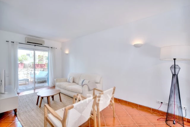 Beach 3 Bedroom Townhouse in Vale do Lobo 2 minutes to the beach