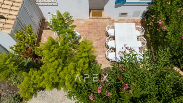 Beach 3 Bedroom Townhouse in Vale do Lobo 2 minutes to the beach