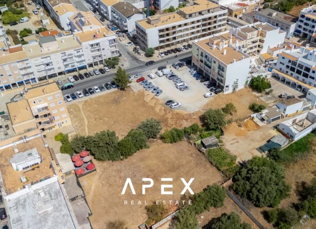 Developing Opportunity in Almancil, planning approve 6 Apartment