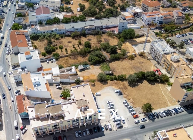 Developing Opportunity in Almancil, planning approve 6 Apartment