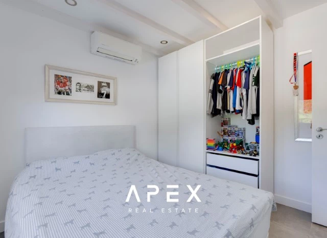 Exclusive 4 Bedroom Renovated Villa with Private Pool