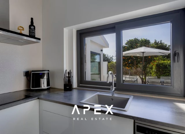 Exclusive 4 Bedroom Renovated Villa with Private Pool