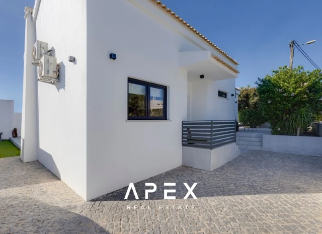 Exclusive 4 Bedroom Renovated Villa with Private Pool