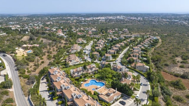 Luxurious 5-bedroom villa in The crest