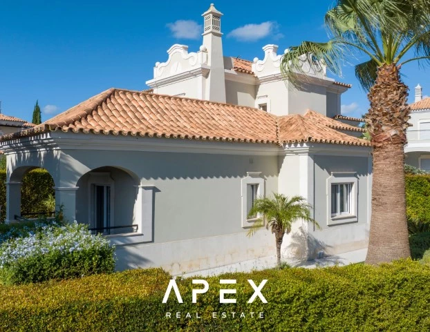 Luxurious 5-bedroom villa in The crest