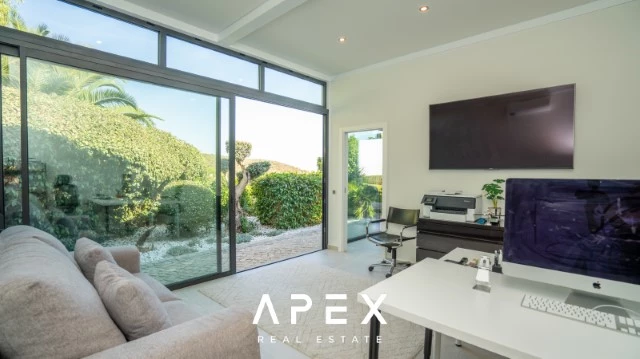 6 bedroom villa for sale in Goldra (The Beverly Hills of the Algarve), modern and luxurious with Panoramic sea view