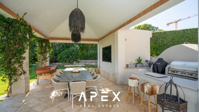 6 bedroom villa for sale in Goldra (The Beverly Hills of the Algarve), modern and luxurious with Panoramic sea view