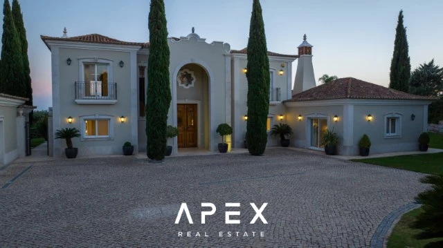 6 bedroom villa for sale in Goldra (The Beverly Hills of the Algarve), modern and luxurious with Panoramic sea view