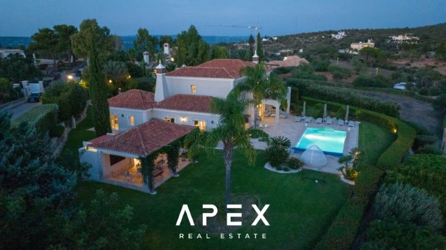 6 bedroom villa for sale in Goldra (The Beverly Hills of the Algarve), modern and luxurious with Panoramic sea view