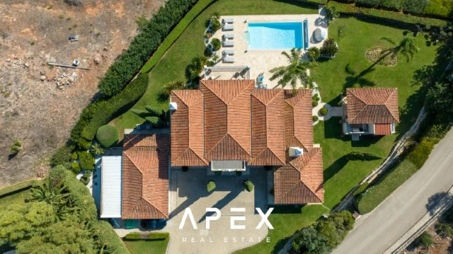 6 bedroom villa for sale in Goldra (The Beverly Hills of the Algarve), modern and luxurious with Panoramic sea view