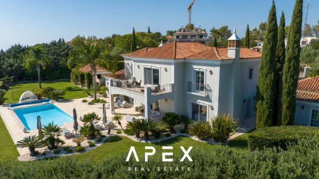 6 bedroom villa for sale in Goldra (The Beverly Hills of the Algarve), modern and luxurious with Panoramic sea view