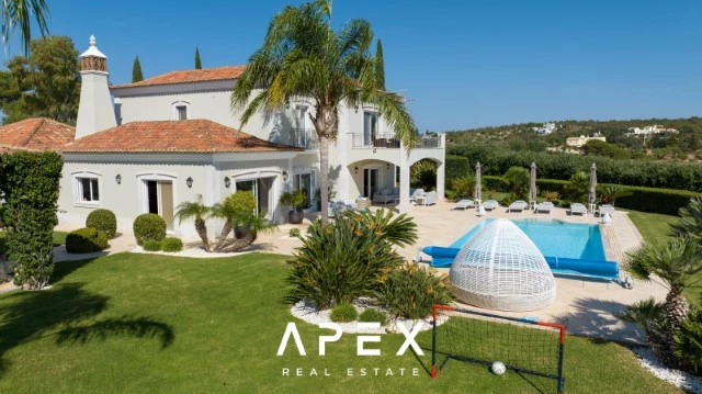 6 bedroom villa for sale in Goldra (The Beverly Hills of the Algarve), modern and luxurious with Panoramic sea view