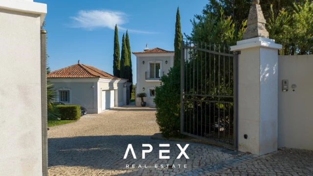 6 bedroom villa for sale in Goldra (The Beverly Hills of the Algarve), modern and luxurious with Panoramic sea view