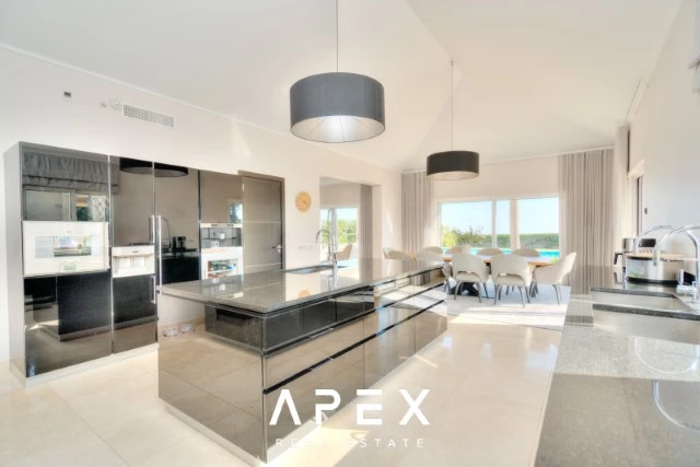 6 bedroom villa for sale in Goldra (The Beverly Hills of the Algarve), modern and luxurious with Panoramic sea view