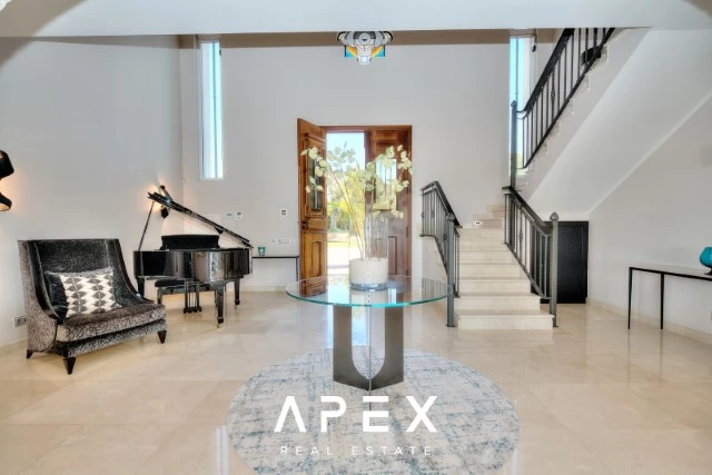 6 bedroom villa for sale in Goldra (The Beverly Hills of the Algarve), modern and luxurious with Panoramic sea view