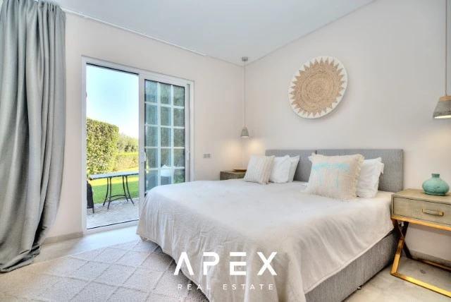 6 bedroom villa for sale in Goldra (The Beverly Hills of the Algarve), modern and luxurious with Panoramic sea view
