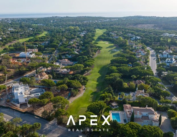 Five Bedroom Villa in Quinta do Lago with Golf views | 12 Month Rental