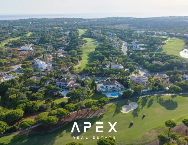 Five Bedroom Villa in Quinta do Lago with Golf views | 12 Month Rental