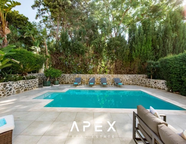 3 Bedroom Townhouse | Pinheiros Altos | Quiet And Peaceful