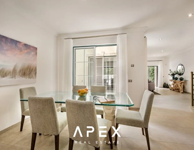 3 Bedroom Townhouse | Pinheiros Altos | Quiet And Peaceful