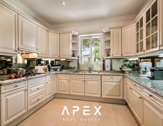 3 Bedroom Townhouse | Pinheiros Altos | Quiet And Peaceful