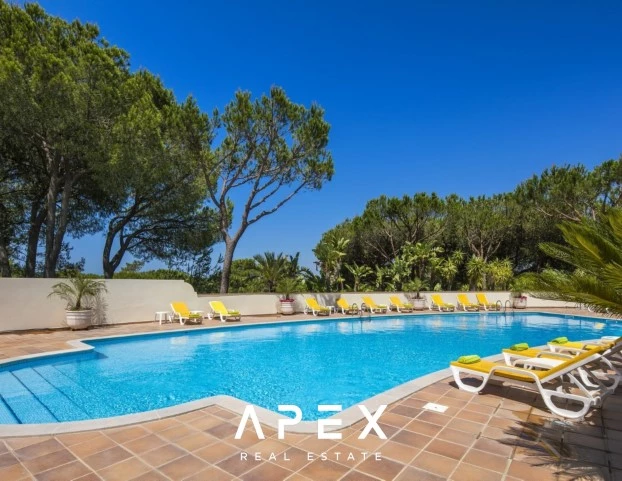3 Bedroom Townhouse | Pinheiros Altos | Quiet And Peaceful