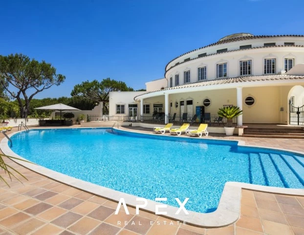 3 Bedroom Townhouse | Pinheiros Altos | Quiet And Peaceful