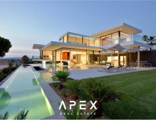 3 Bedroom Townhouse | Pinheiros Altos | Quiet And Peaceful