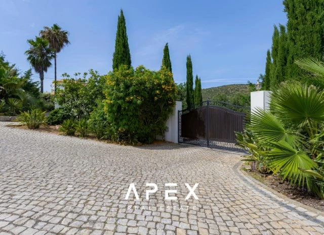 Exclusive Ultimate Luxury 5 Bedroom Long Term Villa Rental Inclusive Of All Utilities