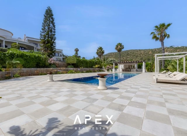 Exclusive Ultimate Luxury 5 Bedroom Long Term Villa Rental Inclusive Of All Utilities
