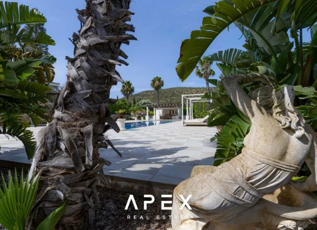 Exclusive Ultimate Luxury 5 Bedroom Long Term Villa Rental Inclusive Of All Utilities