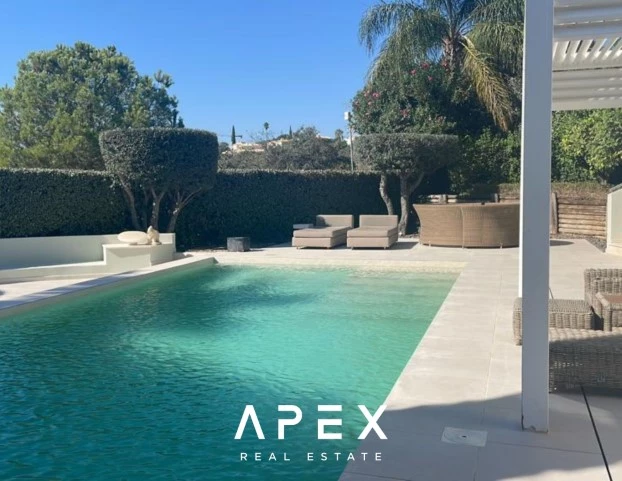 5 Bedroom Villa | Long Term 12 Month Rental