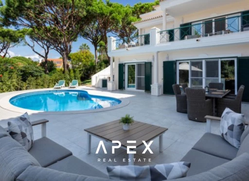 Luxurious Quinta Pequena Villa 5 Bedroom with Pool